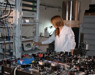 ВНИИФТРИ представил транспортируемый оптический стандарт частоты для ГЛОНАСС